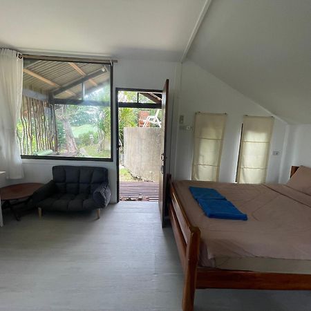 Lucky Resort Haad Yao Luaran gambar