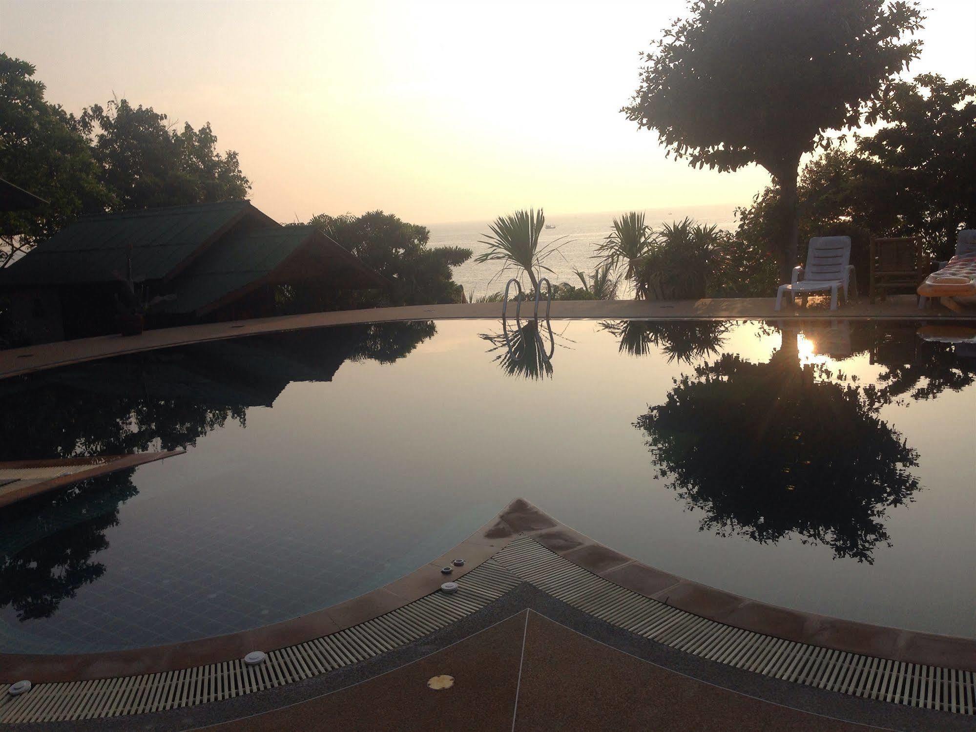 Lucky Resort Haad Yao Luaran gambar