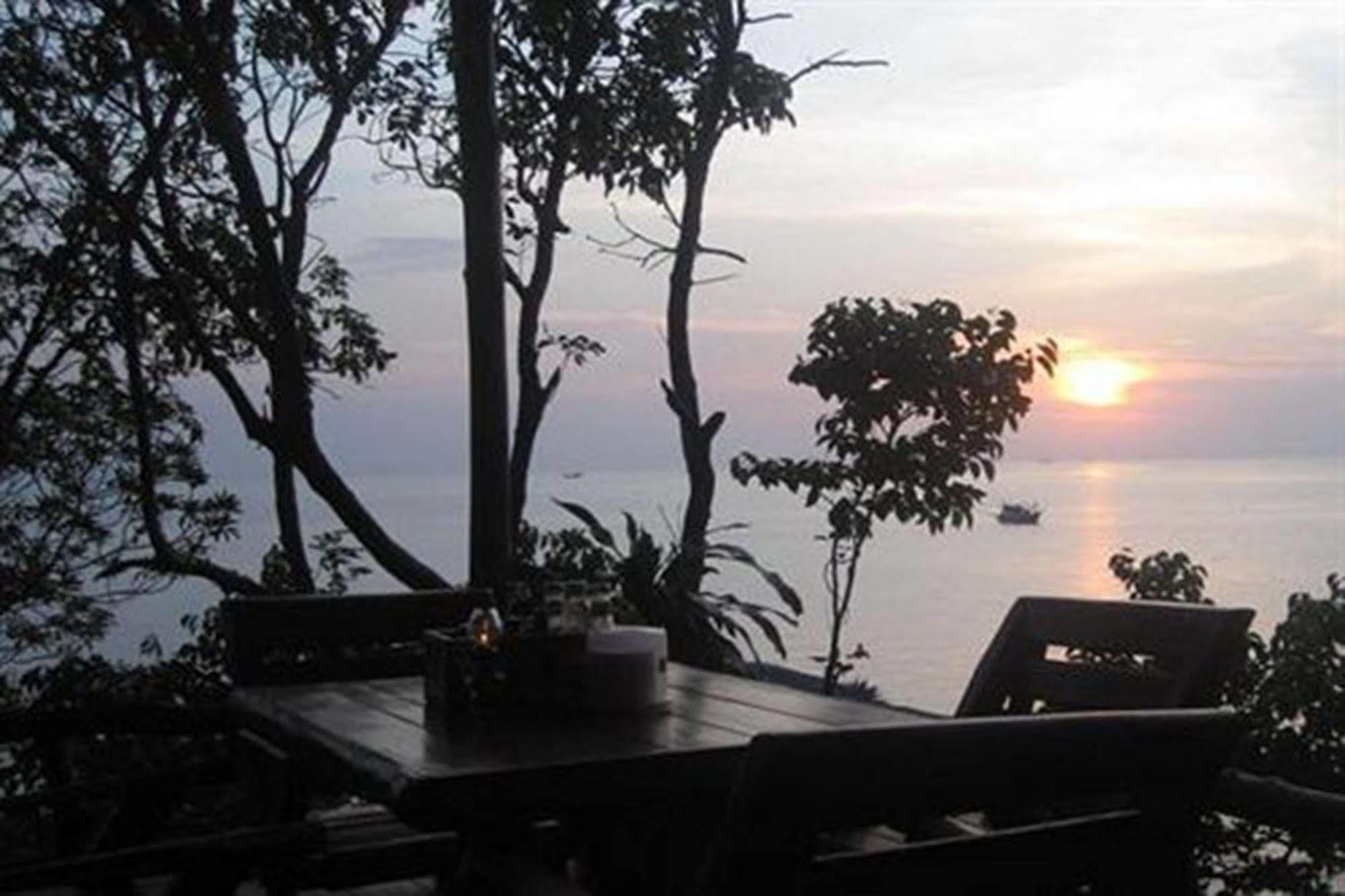 Lucky Resort Haad Yao Luaran gambar