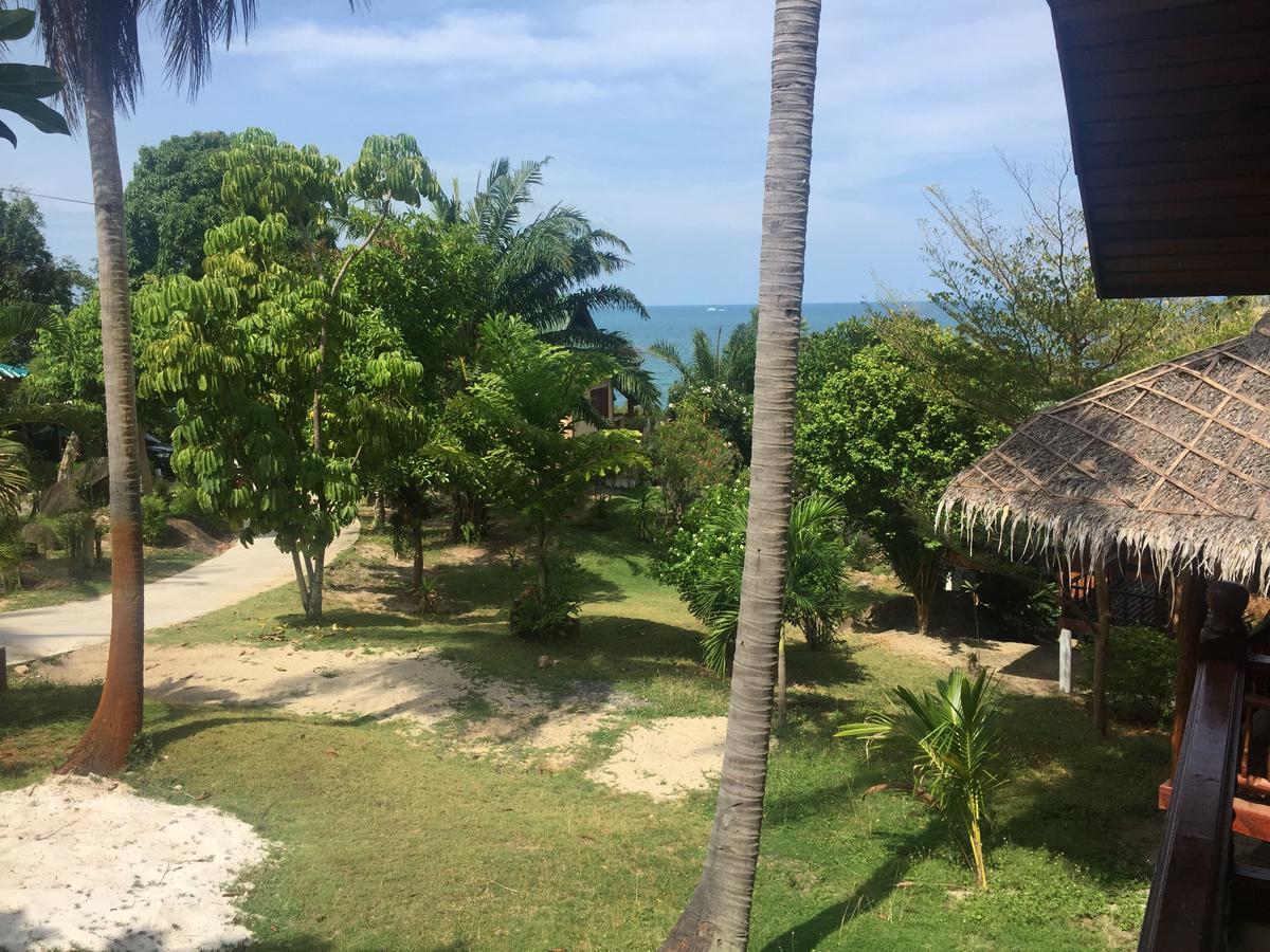 Lucky Resort Haad Yao Luaran gambar